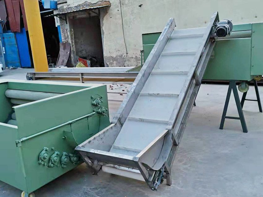 點(diǎn)擊查看詳細(xì)信息<br>標(biāo)題：果蔬清洗設(shè)備 閱讀次數(shù)：1581