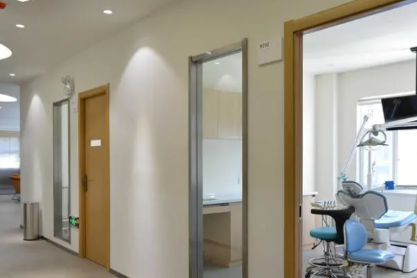 北京種植牙哪個(gè)醫(yī)院便宜又好？排行榜十家測(cè)評(píng)